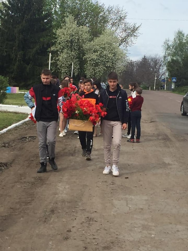 В старостатах відбулись урочисті заходи з нагоди Дня пам`яті та примирення і 76-ї річниці Перемоги над нацизмом у Другій світовій війні.