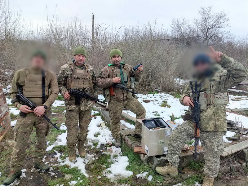 ВІЙСЬКОВИМ НА ПЕРЕДОВУ ПЕРЕДАЛИ ТЕПЛОВІЗОР ВІД САВРАНСЬКОЇ ГРОМАДИ.