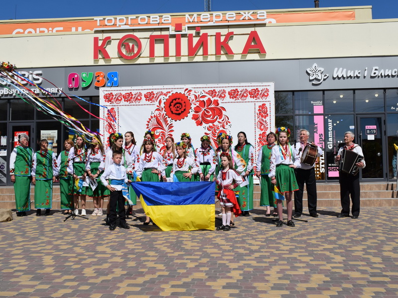 Благодійний концерт "Весна всіх вітає, гаївки співає"  на підтримку ЗСУ.